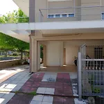 Elpidas #1 Private Parking Apartment Thessaloniki