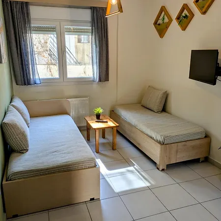 Elpidas #1 Private Parking アパート *